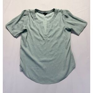 Ann Taylor Blouse Top Women Small Light Mint Green Split Neck Pleated Curved Hem